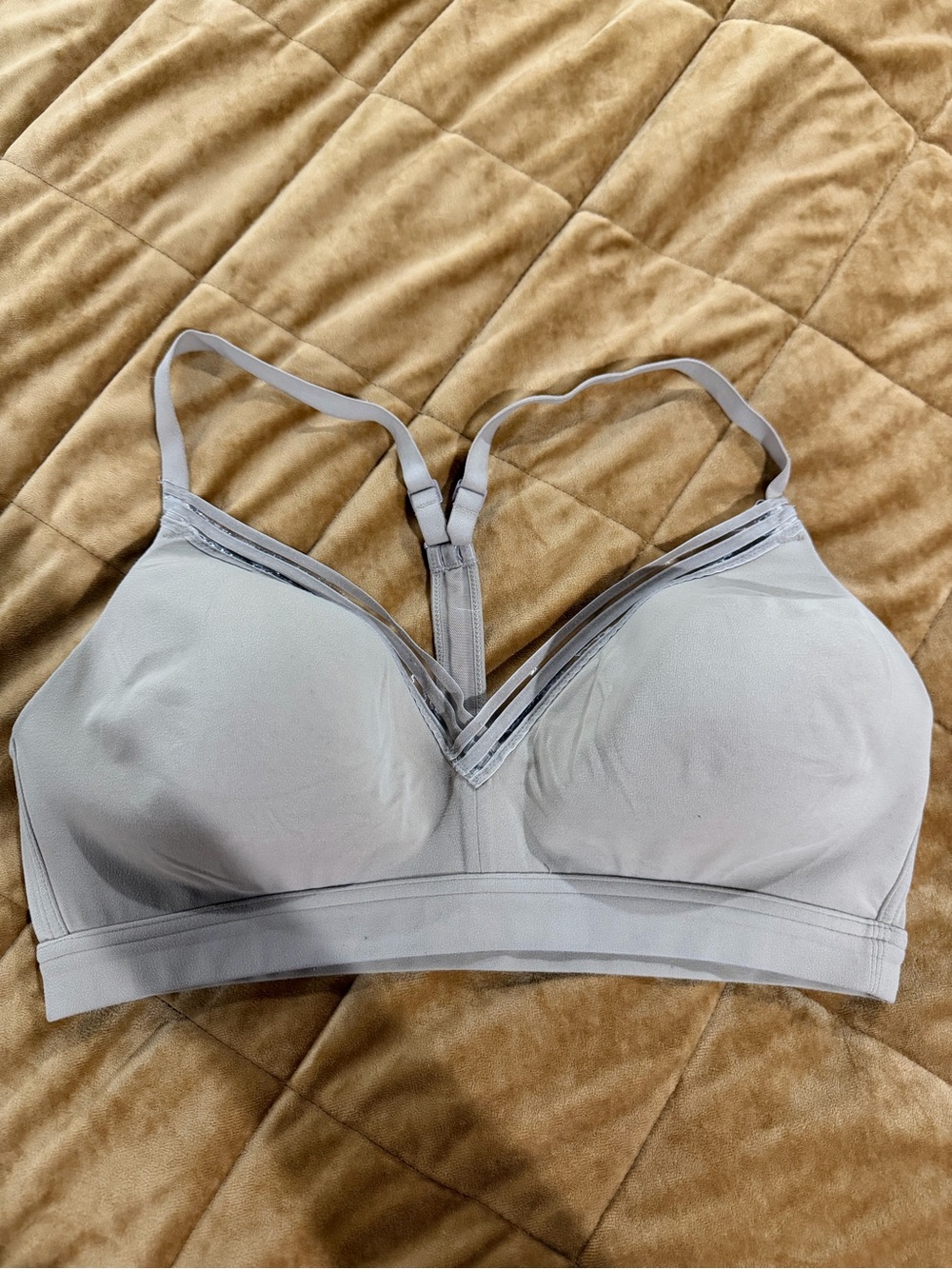 Athleta Women's Seamless Racerback Bra large DD